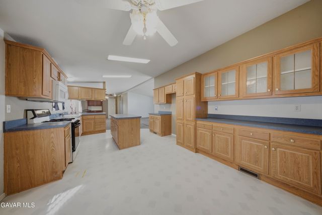 5200 Entrar Drive Spc 174, Palmdale, CA 93551