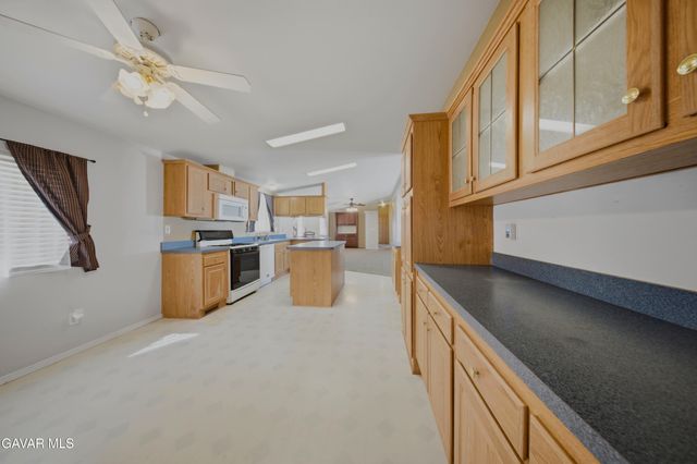 5200 Entrar Drive Spc 174, Palmdale, CA 93551