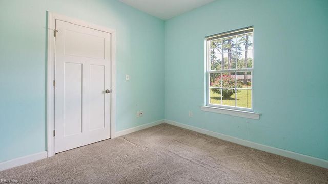 1024 Scenic BLVD, Chesapeake, VA 23322