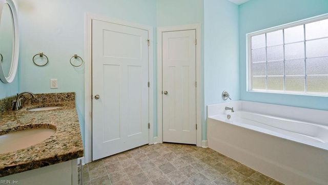 1024 Scenic BLVD, Chesapeake, VA 23322