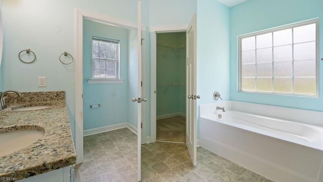 1024 Scenic BLVD, Chesapeake, VA 23322