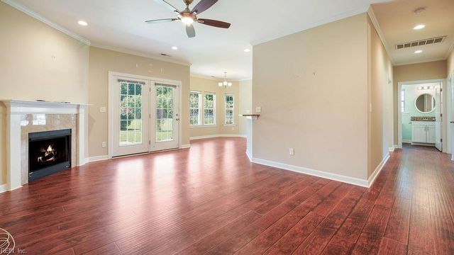 1024 Scenic BLVD, Chesapeake, VA 23322
