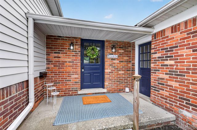 2880 Renfrew Street, Ann Arbor, MI 48105