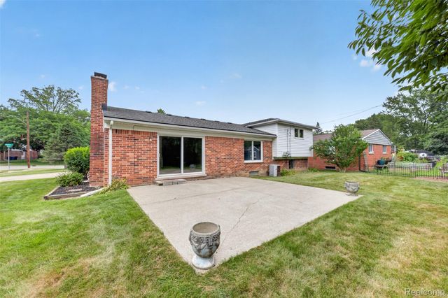 2880 Renfrew Street, Ann Arbor, MI 48105