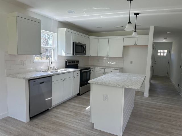 111 S Lee Street, Chesnee, SC 29323