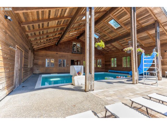 11400 Nw DAMASCUS St, Portland, OR 97229