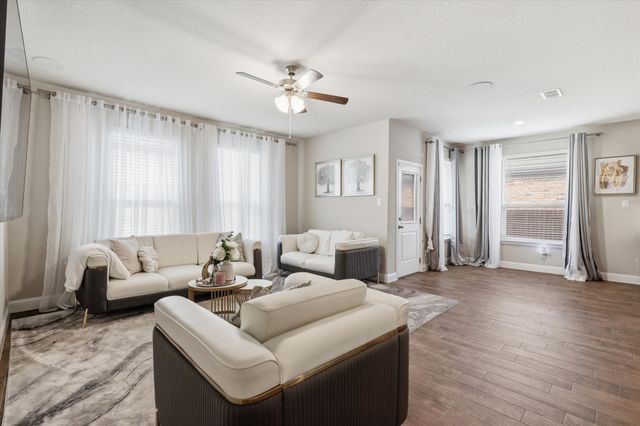 717 Greenford Manor, Fort Worth, TX 76247