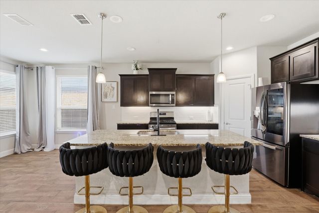 717 Greenford Manor, Fort Worth, TX 76247