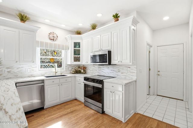 3156 Windward Village Lane SW, Supply, NC 28462