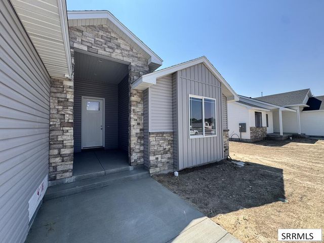 387 Wind River Drive, Shelley, ID 83274