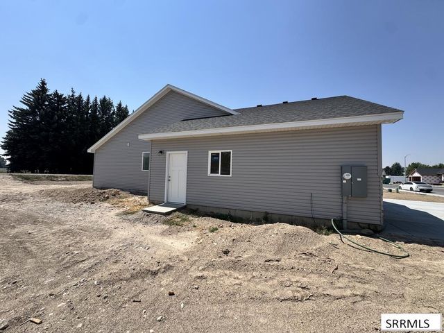 387 Wind River Drive, Shelley, ID 83274