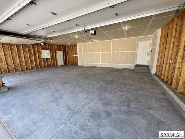 387 Wind River Drive, Shelley, ID 83274