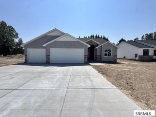 387 Wind River Drive, Shelley, ID 83274