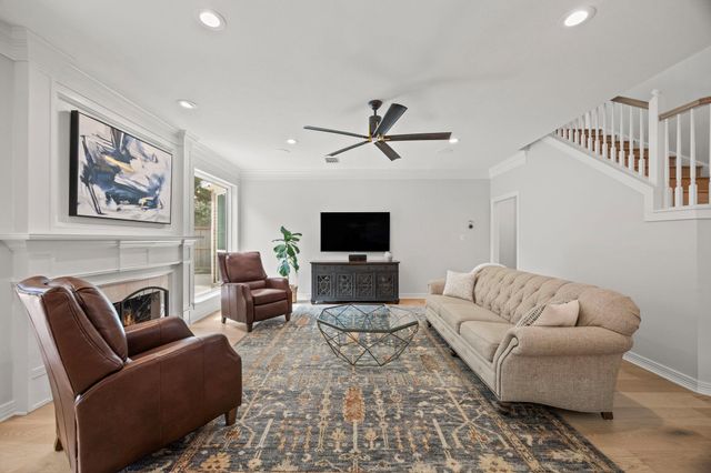 1911 Hartglen Circle, Katy, TX 77450