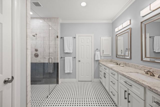 1911 Hartglen Circle, Katy, TX 77450