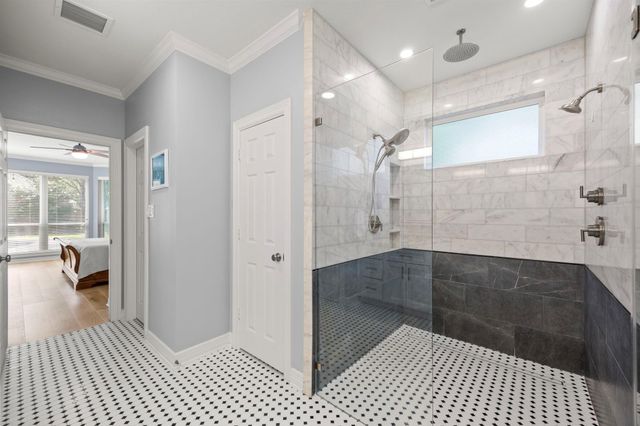 1911 Hartglen Circle, Katy, TX 77450