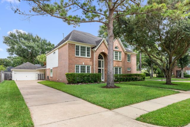 1911 Hartglen Circle, Katy, TX 77450