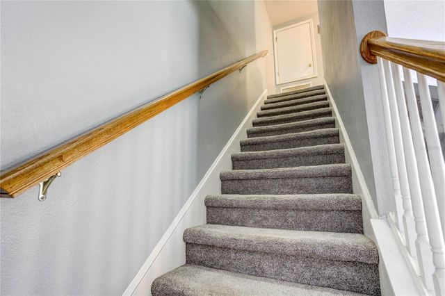 9550 CHARLESBERG DRIVE, Tampa, FL 33635