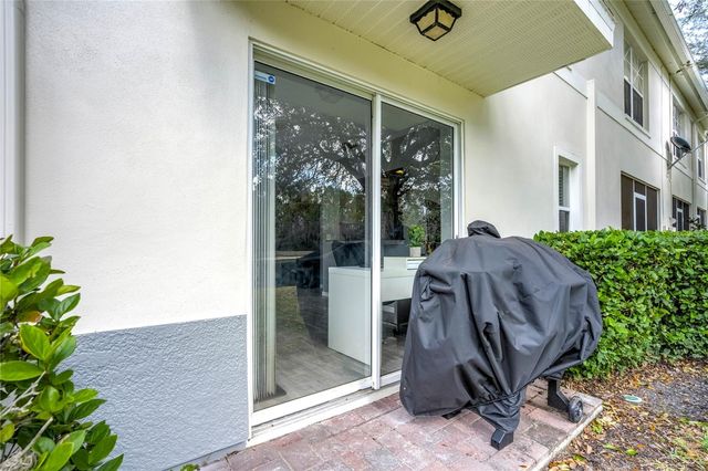 9550 CHARLESBERG DRIVE, Tampa, FL 33635