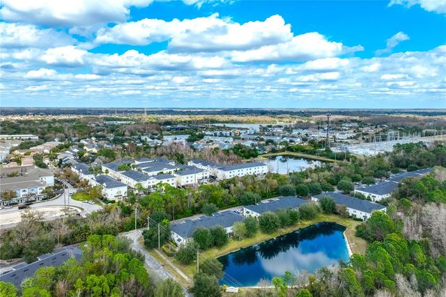 9550 CHARLESBERG DRIVE, Tampa, FL 33635