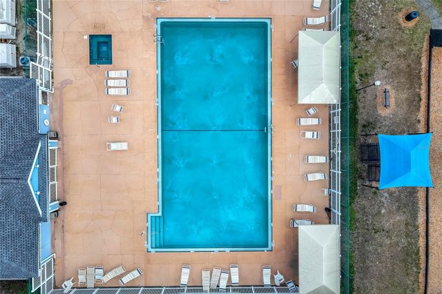 9550 CHARLESBERG DRIVE, Tampa, FL 33635