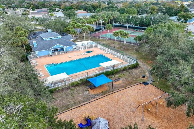 9550 CHARLESBERG DRIVE, Tampa, FL 33635