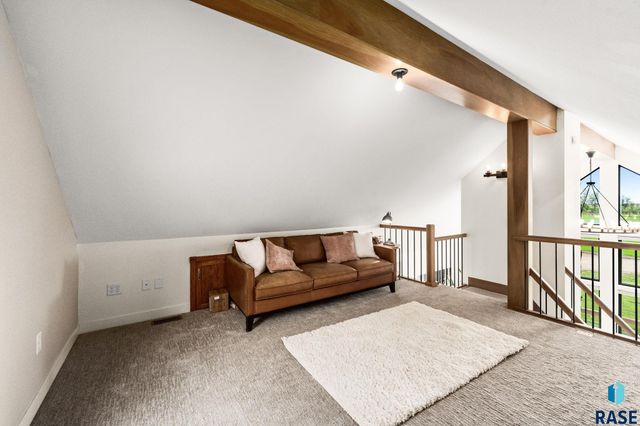 27534 464th Ave Avenue, Lennox, SD 57039