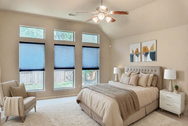 2711 Imperial Grove Lane, Conroe, TX 77385