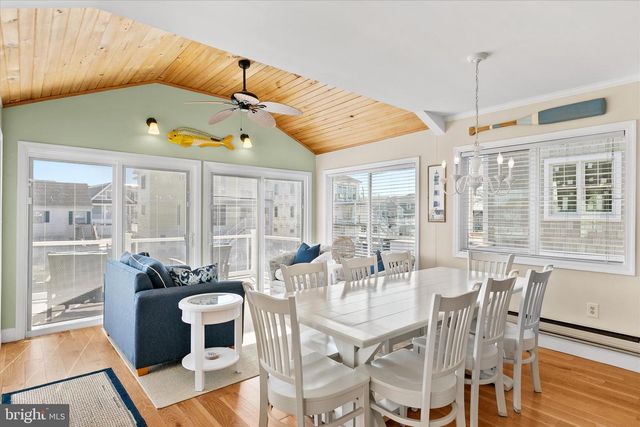 30 W BAYARD ST, Fenwick Island, DE 19944