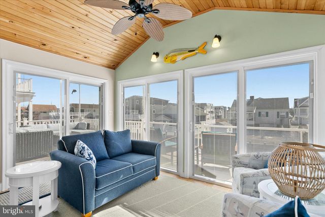 30 W BAYARD ST, Fenwick Island, DE 19944