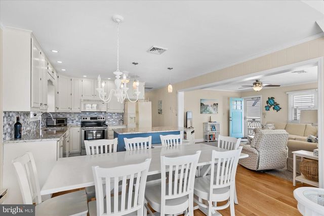 30 W BAYARD ST, Fenwick Island, DE 19944