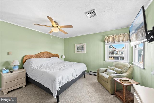 30 W BAYARD ST, Fenwick Island, DE 19944