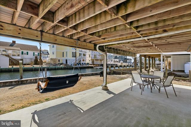 30 W BAYARD ST, Fenwick Island, DE 19944