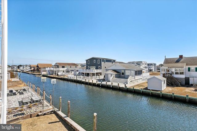 30 W BAYARD ST, Fenwick Island, DE 19944