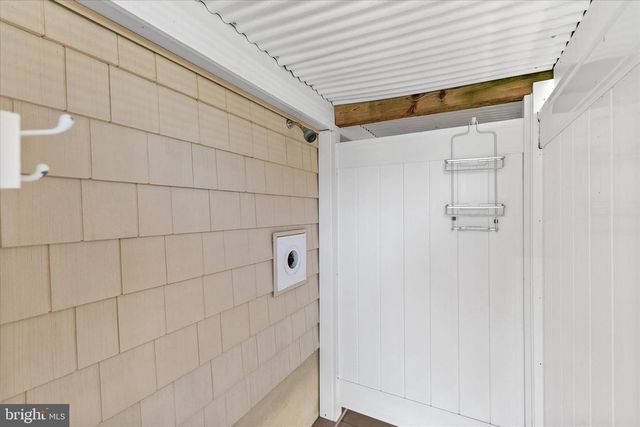 30 W BAYARD ST, Fenwick Island, DE 19944