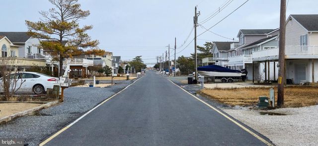 30 W BAYARD ST, Fenwick Island, DE 19944