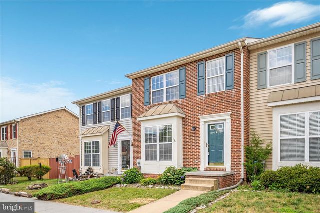 112 CHATHAM SQ, Winchester, VA 22601