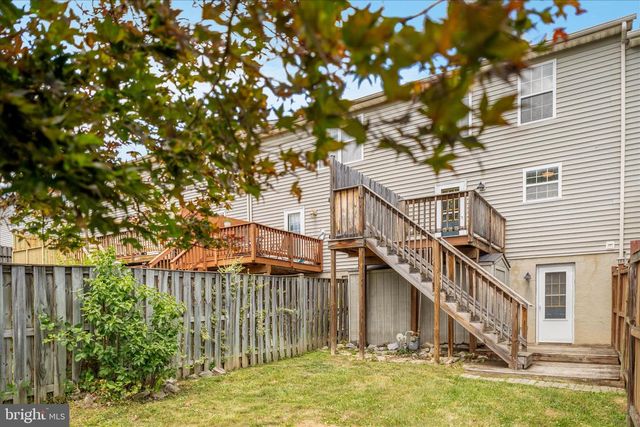 112 CHATHAM SQ, Winchester, VA 22601