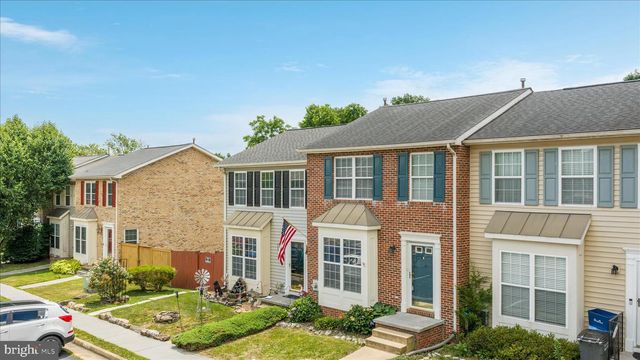 112 CHATHAM SQ, Winchester, VA 22601