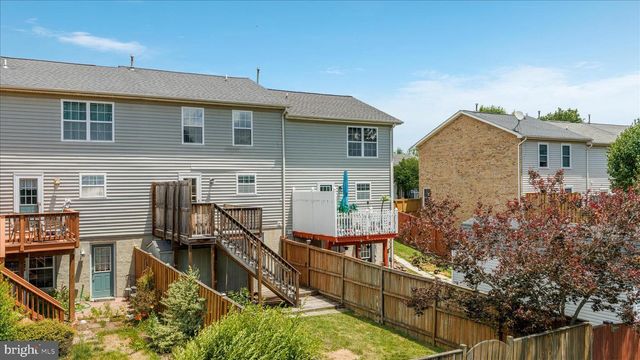 112 CHATHAM SQ, Winchester, VA 22601