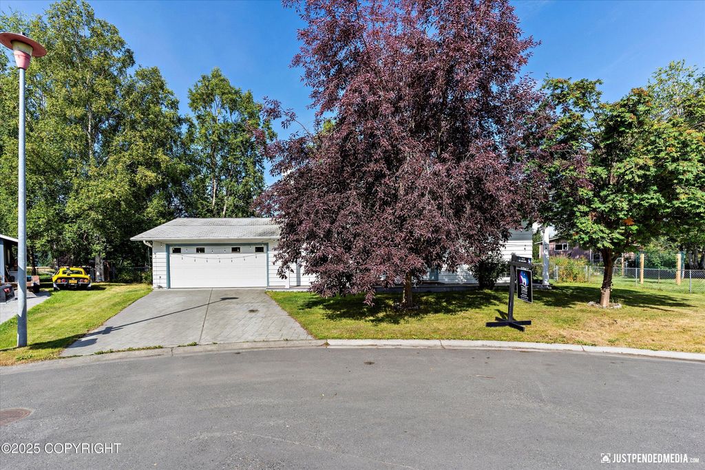 5047 Mills Drive, Anchorage, AK 99508
