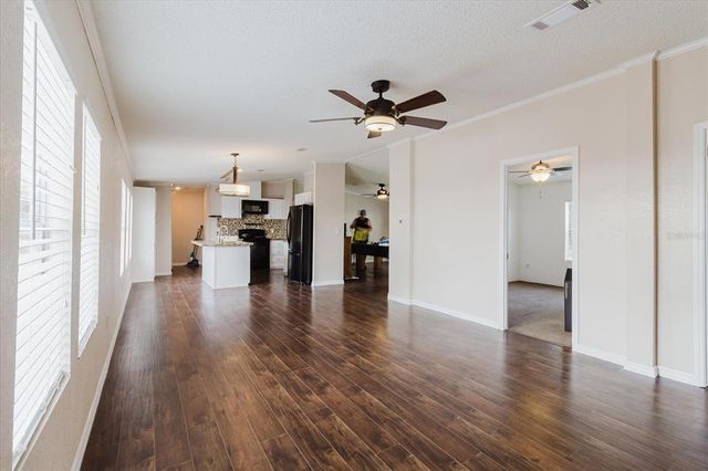 8471 FANTASIA PARK WAY, Riverview, FL 33578