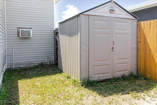8471 FANTASIA PARK WAY, Riverview, FL 33578