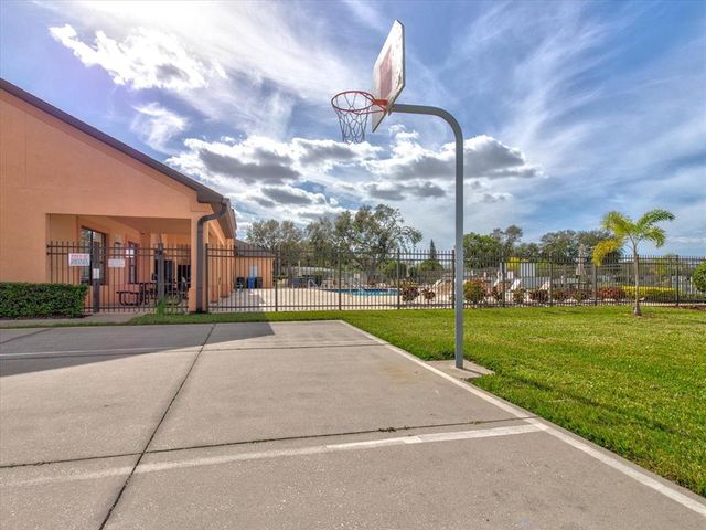 8471 FANTASIA PARK WAY, Riverview, FL 33578