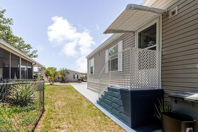 8471 FANTASIA PARK WAY, Riverview, FL 33578