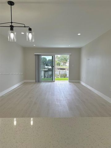 708 Victoria Dr 101, Cape Coral, FL 33904