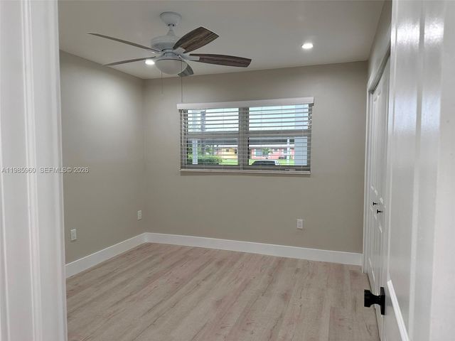 708 Victoria Dr 101, Cape Coral, FL 33904