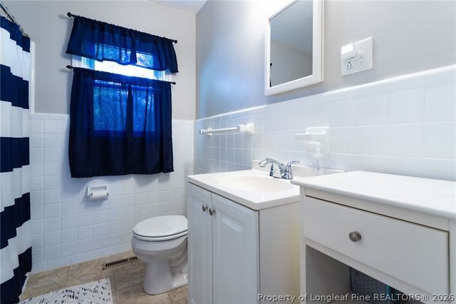 816 Sandalwood Drive, Fayetteville, NC 28304
