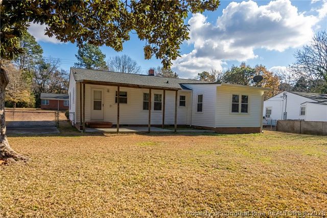 816 Sandalwood Drive, Fayetteville, NC 28304