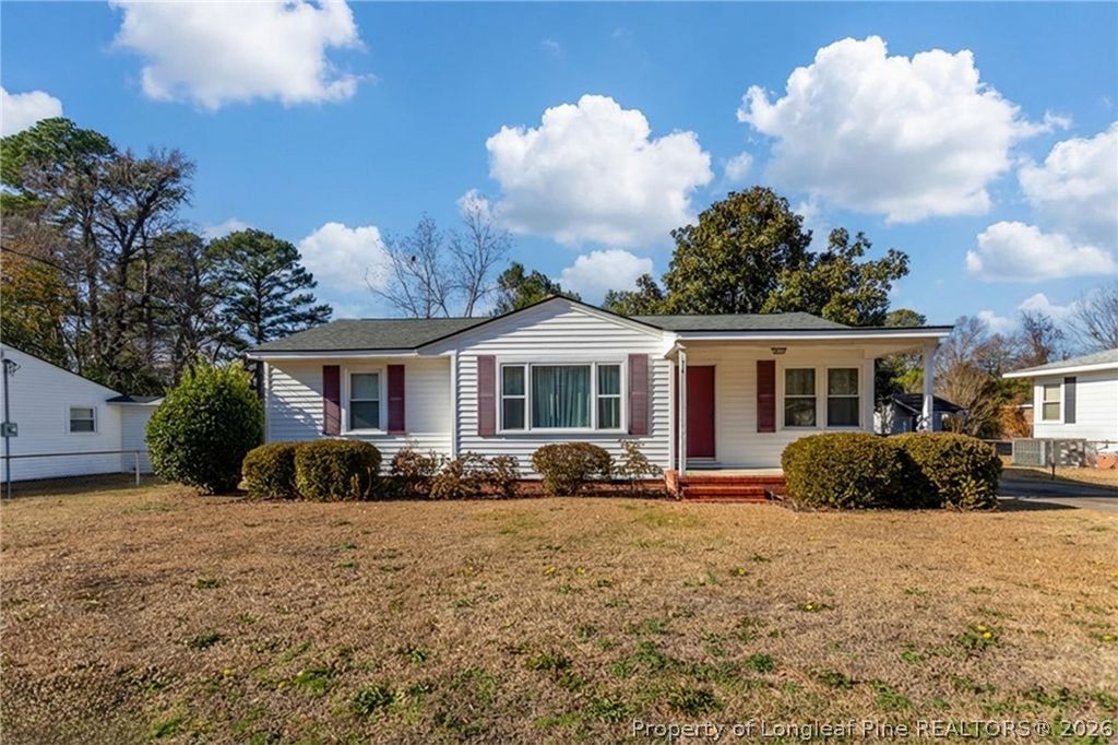 816 Sandalwood Drive, Fayetteville, NC 28304 — photo 2